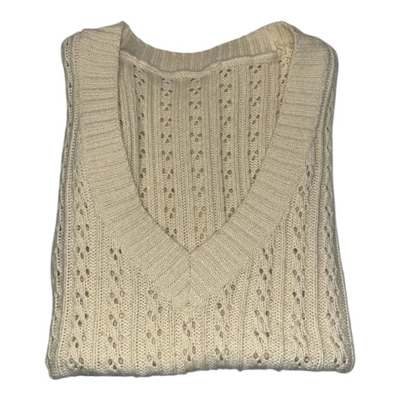 Lightweight oversized cabled ivory sweater vest women’s size M - Picture 7 of 7